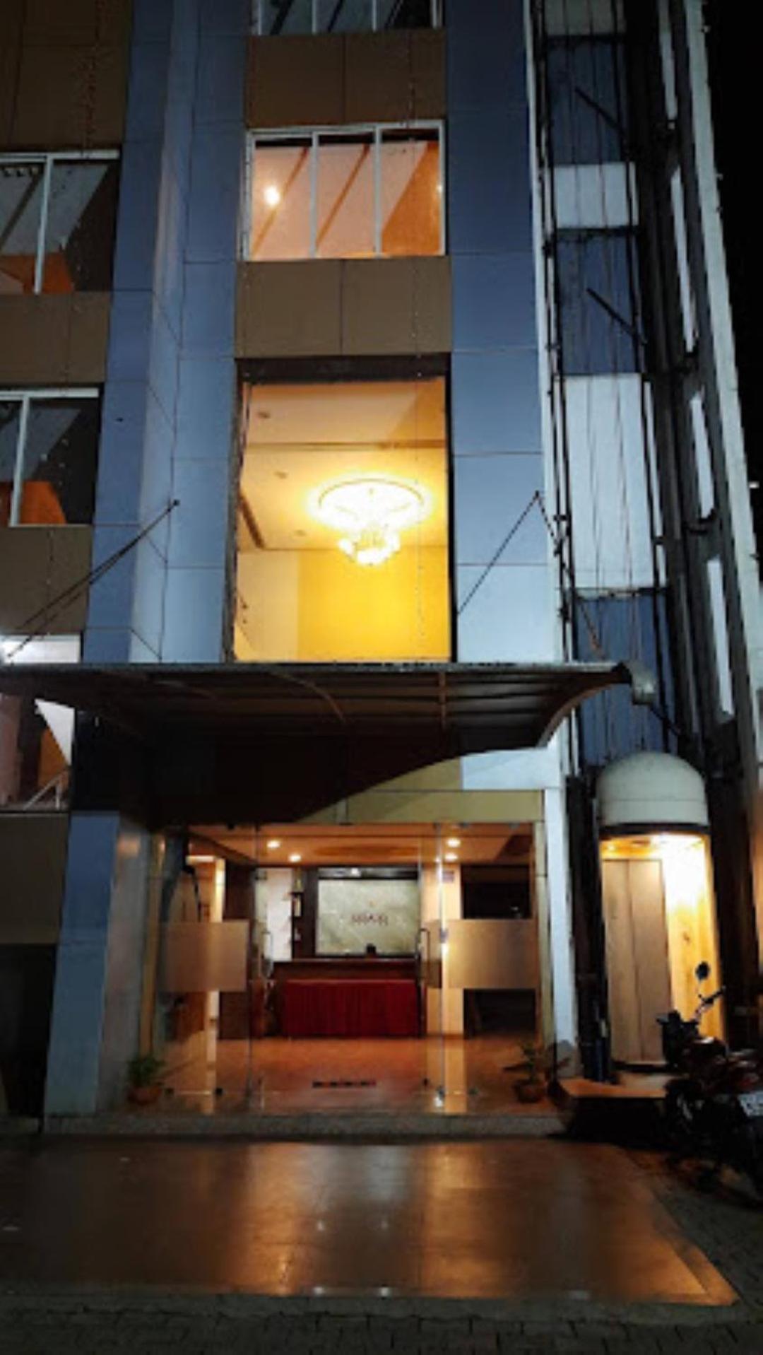 Hotel Maratha Palace,Satara Exterior foto