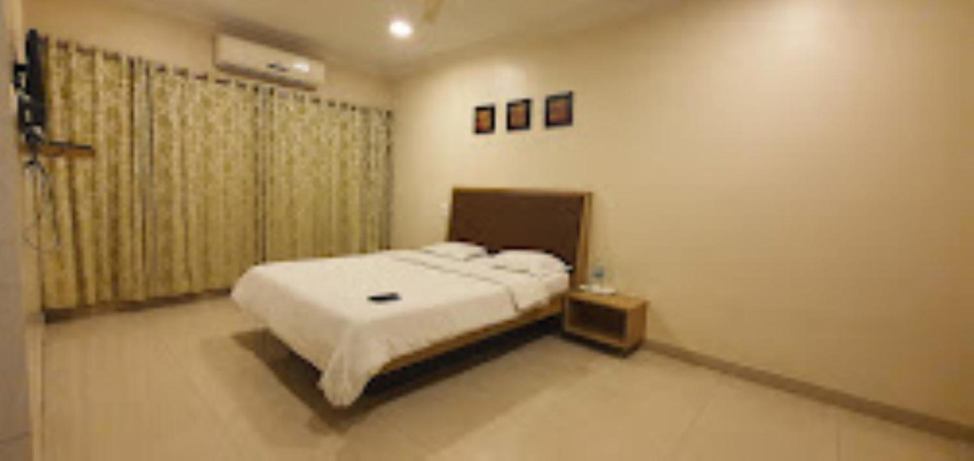Hotel Maratha Palace,Satara Exterior foto