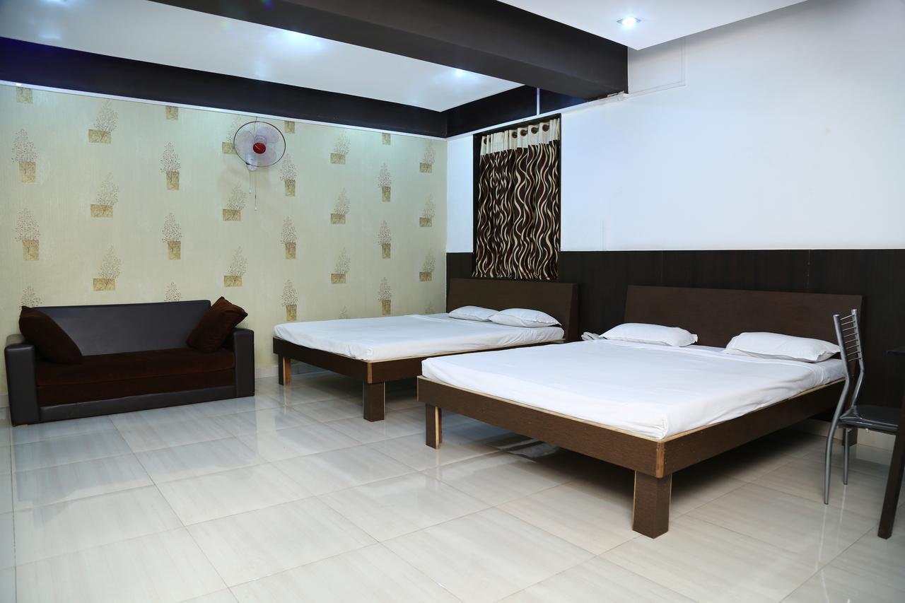 Hotel Maratha Palace,Satara Zimmer foto